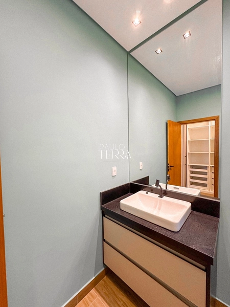 Casa térrea nova com planejados e piscina! Condomínio em Tremembé SP: 21ª foto da galeria de imagens do imóvel
