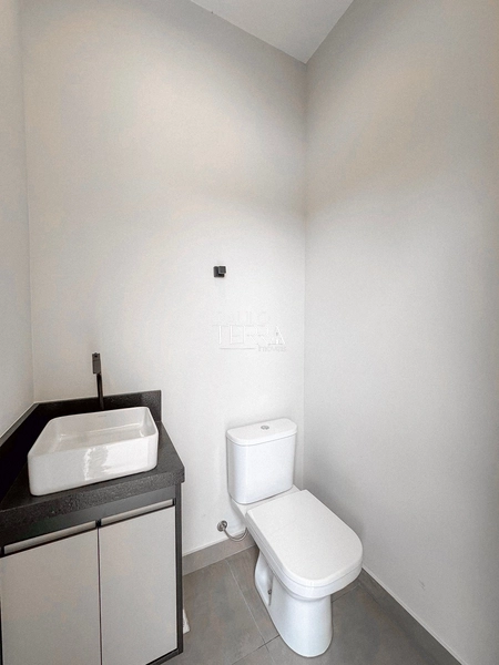 Casa térrea nova com planejados e piscina! Condomínio em Tremembé SP: 9ª foto da galeria de imagens do imóvel