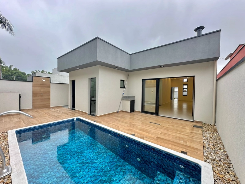 Casa nova com piscina e 3 dormitórios no condomínio Tecoara Taubaté SP: 1ª foto da galeria de imagens do imóvel