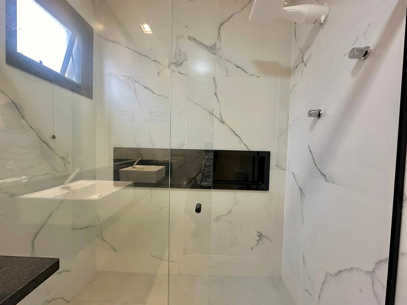 Casa nova com piscina e 3 dormitórios no condomínio Tecoara Taubaté SP: 21ª foto da galeria de imagens do imóvel