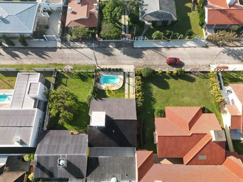 Casa com Piscina: 18ª foto da galeria de imagens do imóvel