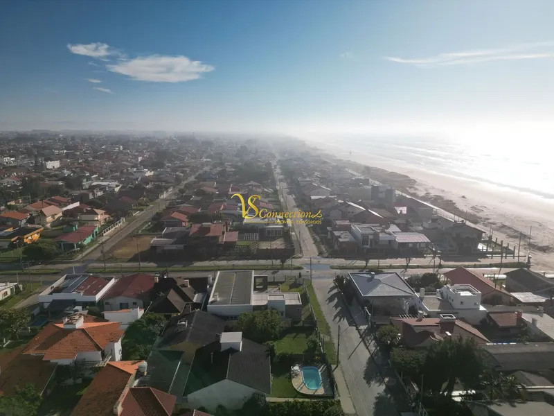 Casa com Piscina: 23ª foto da galeria de imagens do imóvel