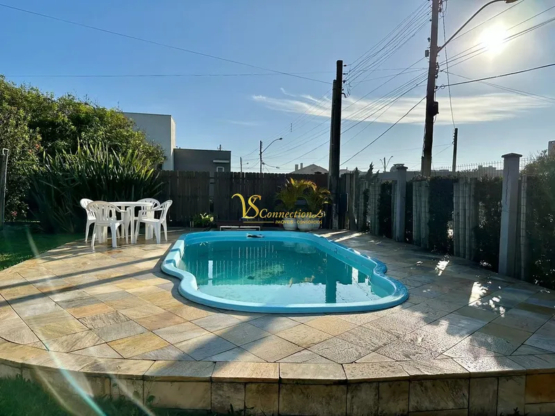Casa com Piscina: 19ª foto da galeria de imagens do imóvel