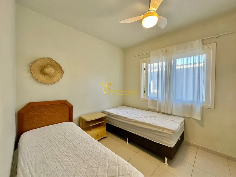 Casa com Piscina: 14ª foto da galeria de imagens do imóvel