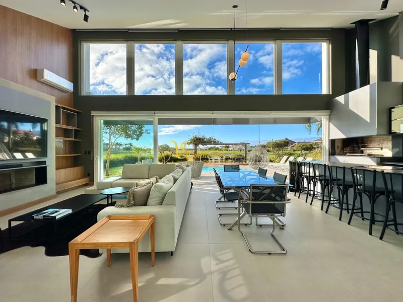 MARAVILHOSA CASA À VENDA NO ÚNICO CONDOMÍNIO COM CAMPO DE GOLF.: 5ª foto da galeria de imagens do imóvel