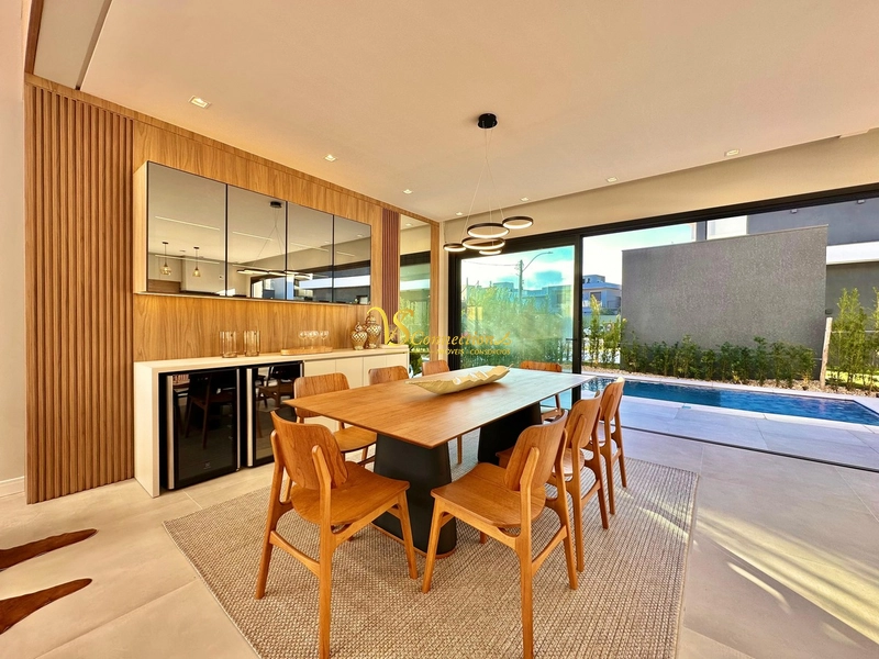 EXCELENTE CASA À VENDA NO CONDOMÍNIO SUNSET: 2ª foto da galeria de imagens do imóvel