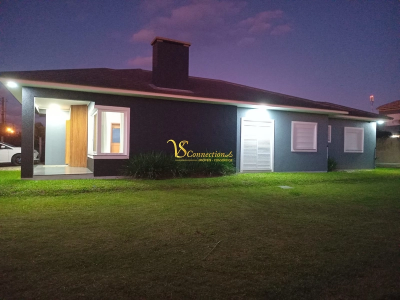 CASA À VENDA EM NOIVA DO MAR