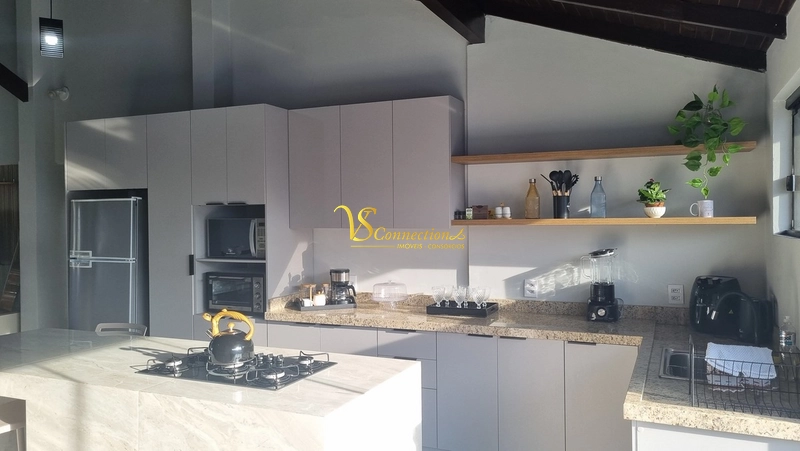 AMPLA CASA À VENDA EM ATLÂNTIDA SUL: 7ª foto da galeria de imagens do imóvel