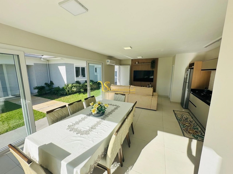 MARAVILHOSA CASA COM ANEXO EM ATLÂNTIDA SUL: 20ª foto da galeria de imagens do imóvel