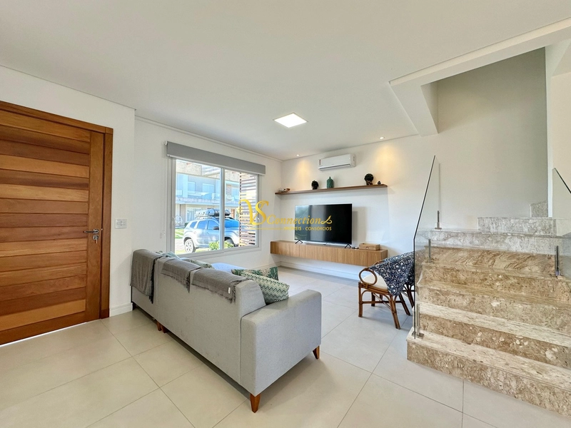 SOBRADO À BEIRA LAGO EM CONDOMÍNIO COM PRAIA PARTICULAR: 10ª foto da galeria de imagens do imóvel