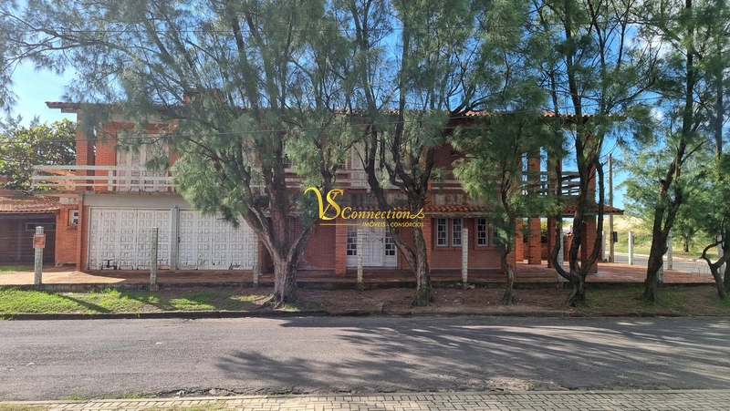 SOBRADO À BEIRA MAR EM ATLÂNTIDA SUL: 2ª foto da galeria de imagens do imóvel