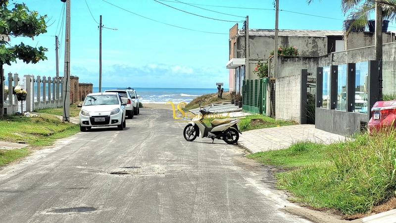 GEMINADO À VENDA  A APENAS 50MT DO MAR EM CAPÃO DA CANOA: 4ª foto da galeria de imagens do imóvel