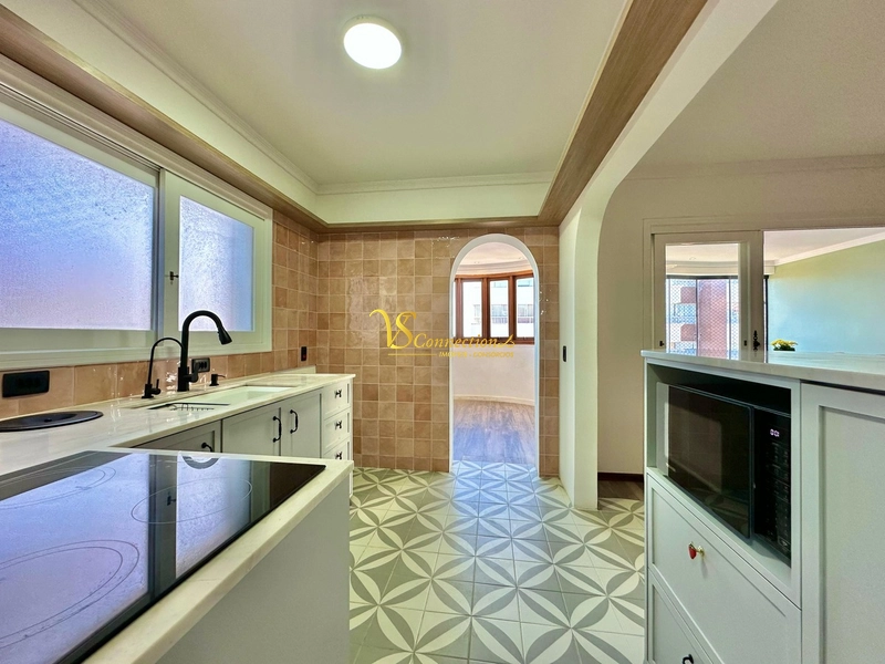 APARTAMENTO À VENDA COM VISTA PARA O MAR: 7ª foto da galeria de imagens do imóvel