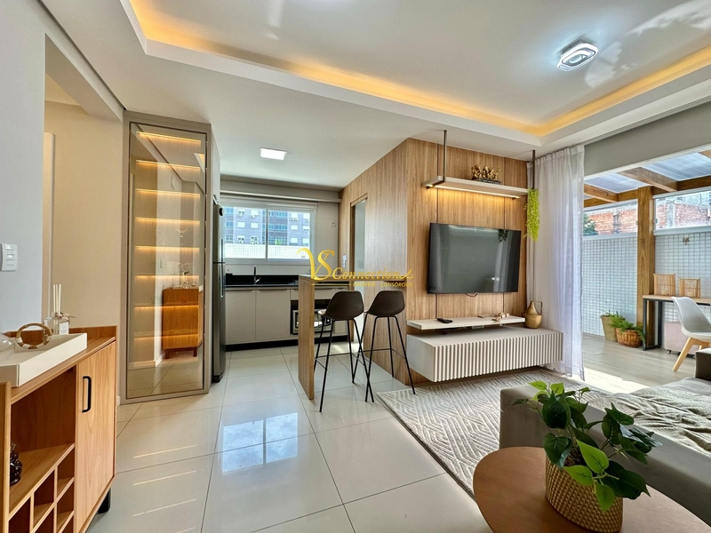 APARTAMENTO AMPLO COM TERRAÇO!: 1ª foto da galeria de imagens do imóvel