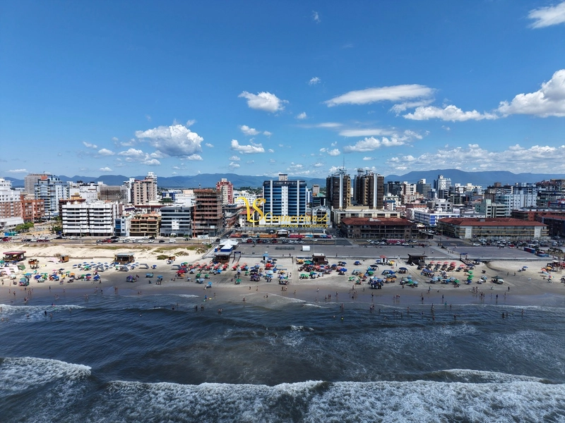 APARTAMENTO MOBILIADO - SACADA DE FRENTE - AMPLO: 16ª foto da galeria de imagens do imóvel