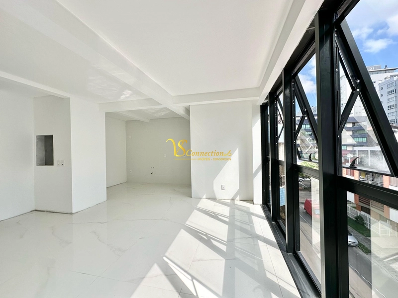 APARTAMENTO À VENDA  COM SACADA DE FRENTE, TERRAÇO E  INFRA!!: 2ª foto da galeria de imagens do imóvel