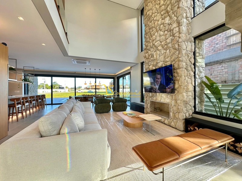 CASA BEIRA LAGO À VENDA - CONDOMÍNIO AMARE: 6ª foto da galeria de imagens do imóvel