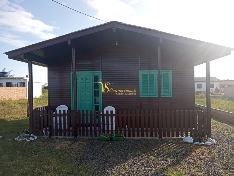 CASA À VENDA, PASSO DE TORRES: 2ª foto da galeria de imagens do imóvel