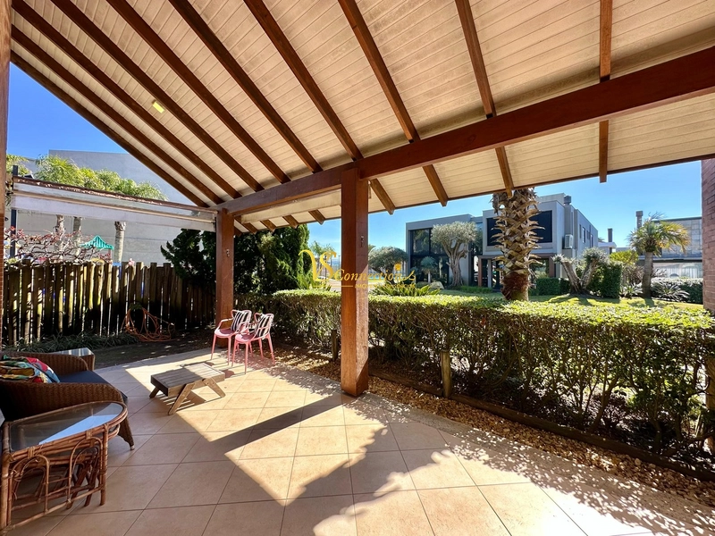 CASA À VENDA LAS DUNAS: 2ª foto da galeria de imagens do imóvel