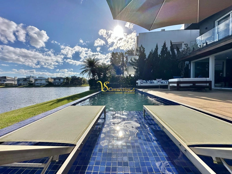 CONDOMÍNIO ENSEADA SOBRADO A VENDA !!!