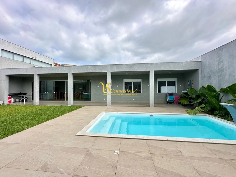 CASA À VENDA EM ATLÂNTIDA: 1ª foto da galeria de imagens do imóvel