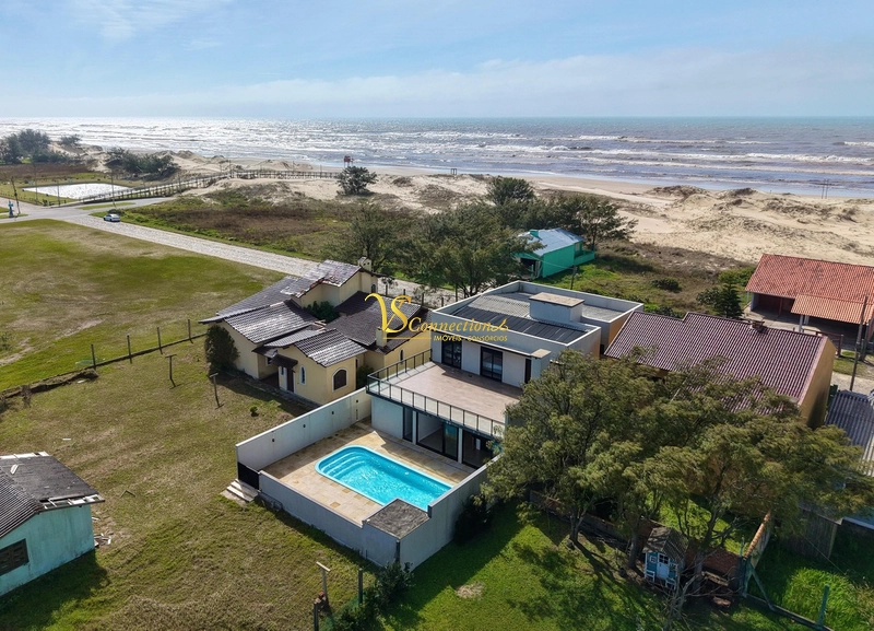 SOBRADO À BEIRA MAR OPORTUNIDADE, IMBÉ: 1ª foto da galeria de imagens do imóvel