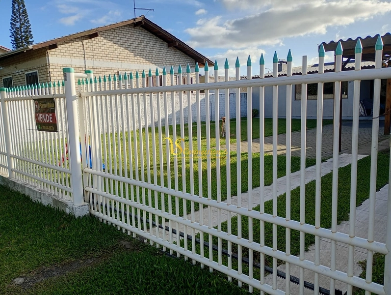 CASA ESPETACULAR À VENDA EM ATLÂNTIDA SUL: 5ª foto da galeria de imagens do imóvel