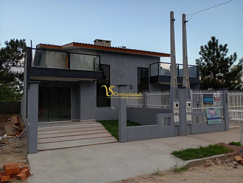 GEMINADO  EM LAJE DE CONCRETO COM PISCINA E NUNCA HABITADO!!!