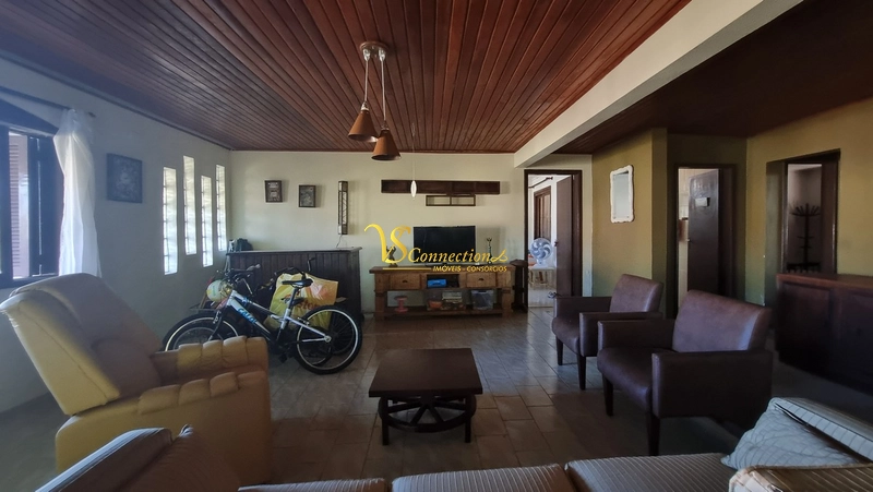 CASA À VENDA A 150m BEIRA-MAR: 5ª foto da galeria de imagens do imóvel