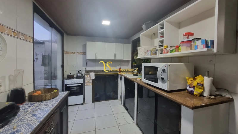 CASA EM AVENIDA COM VISTA RAINHA DO MAR: 7ª foto da galeria de imagens do imóvel