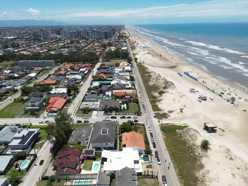 SOBRADO À VENDA NA BEIRA MAR DE ATLÂNTIDA: 29ª foto da galeria de imagens do imóvel