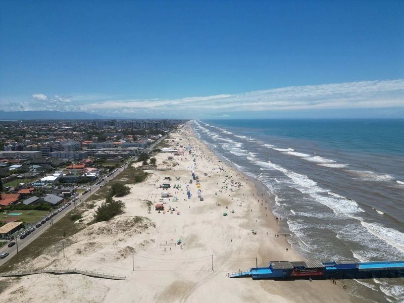 SOBRADO À VENDA NA BEIRA MAR DE ATLÂNTIDA: 35ª foto da galeria de imagens do imóvel