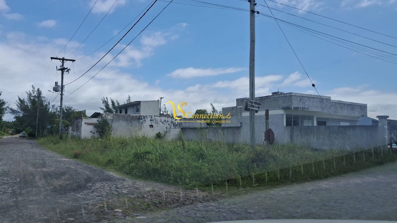 TERRENO DE ESQUINA  EM  ATLÂNTIDA SUL!: 2ª foto da galeria de imagens do imóvel