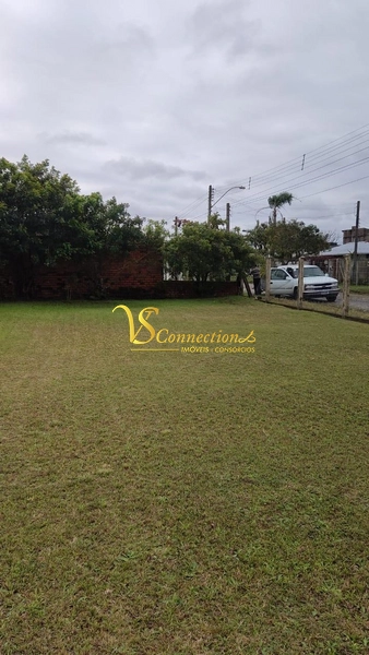 TERRENO À VENDA DE ESQUINA EM ATLÂNTIDA SUL !