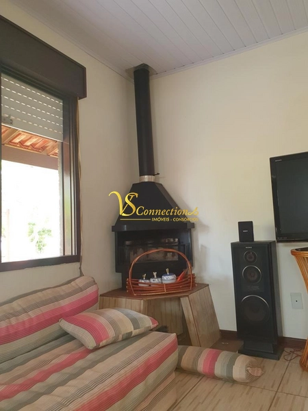 CASA COM 8 DORMITÓRIOS APENAS 150M DA PRAIA: 7ª foto da galeria de imagens do imóvel