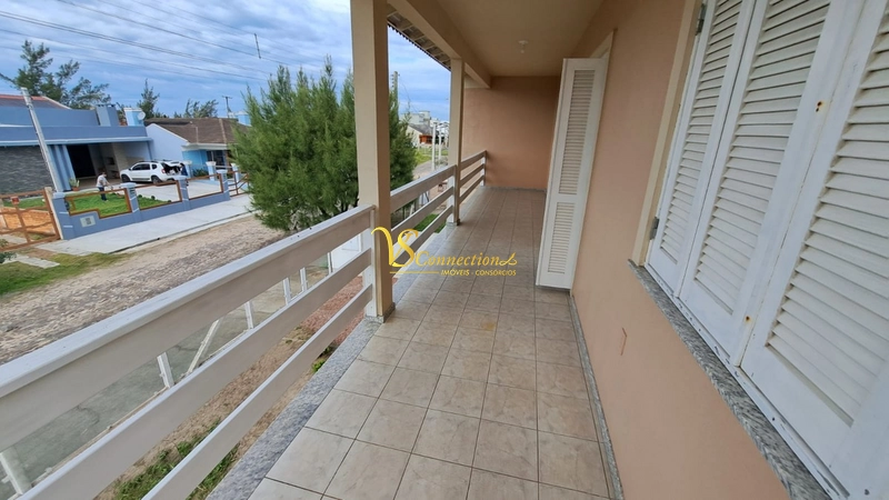 SOBRADO À VENDA POUCOS METROS DO MAR!: 4ª foto da galeria de imagens do imóvel