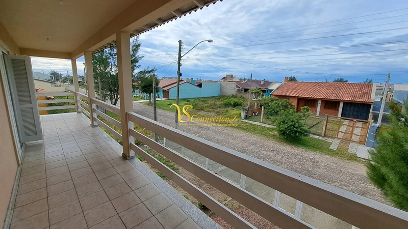 SOBRADO À VENDA POUCOS METROS DO MAR!: 3ª foto da galeria de imagens do imóvel