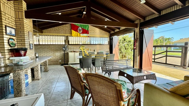 A SUA CASA COM PISCINA NO REMANSO, apenas três quadras do mar: 3ª foto da galeria de imagens do imóvel