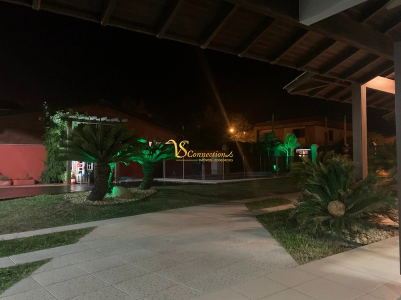 PREDIO RESIDENCIAL COM 3  SOBRADO!!! UMA QUADRA DO MAR!: 9ª foto da galeria de imagens do imóvel