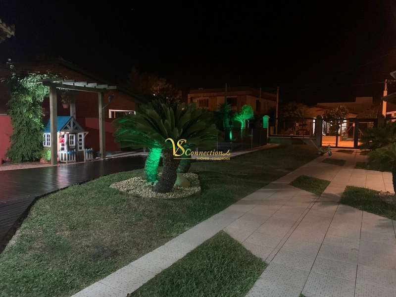 PREDIO RESIDENCIAL COM 3  SOBRADO!!! UMA QUADRA DO MAR!: 8ª foto da galeria de imagens do imóvel