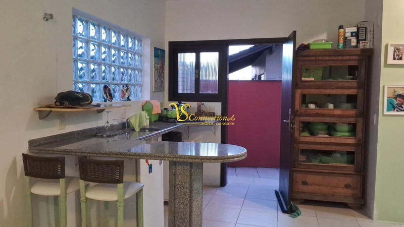 PREDIO RESIDENCIAL COM 3  SOBRADO!!! UMA QUADRA DO MAR!: 18ª foto da galeria de imagens do imóvel