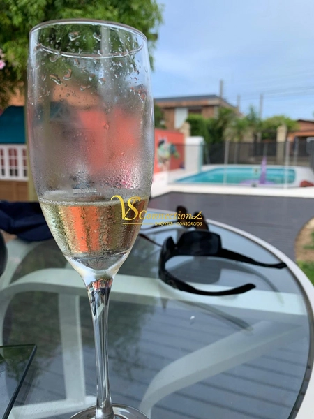 PREDIO RESIDENCIAL COM 3  SOBRADO!!! UMA QUADRA DO MAR!: 6ª foto da galeria de imagens do imóvel