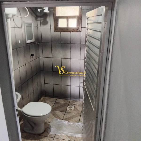 CASA  NO ARPOADOR PROXIMO AO MERCADO ASUN: 10ª foto da galeria de imagens do imóvel