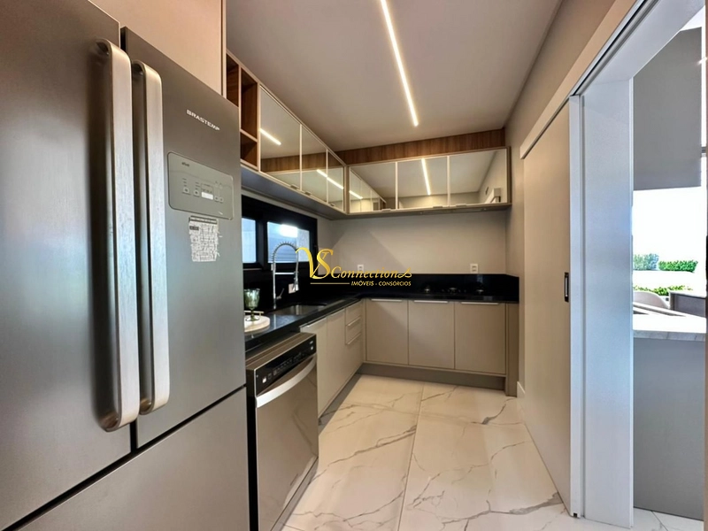 CASA DE ESQUINA À VENDA: 24ª foto da galeria de imagens do imóvel