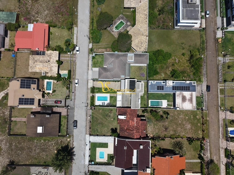 SOBRADO À VENDA EM XANGRI-LÁ, PRÓXIMO AO MAR: 32ª foto da galeria de imagens do imóvel