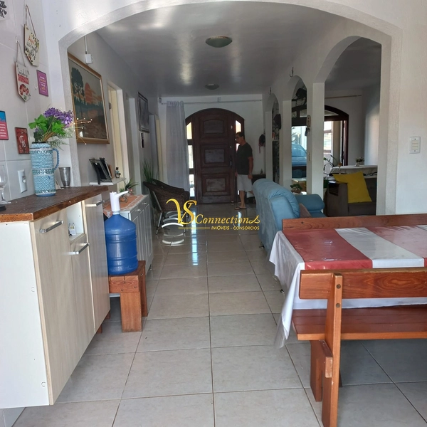 CASA A 50M DA PRAIA COM PISCINA: 24ª foto da galeria de imagens do imóvel