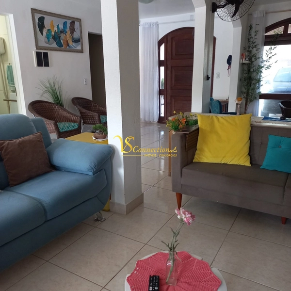 CASA A 50M DA PRAIA COM PISCINA: 15ª foto da galeria de imagens do imóvel