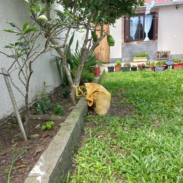 CASA A 50M DA PRAIA COM PISCINA: 36ª foto da galeria de imagens do imóvel