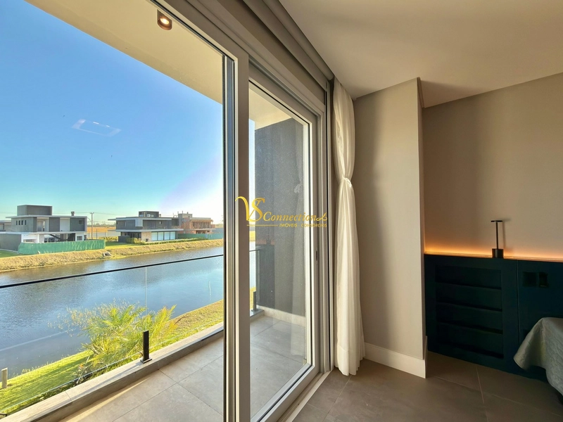 Luxo, tecnologia e vista permanente para o lago.: 25ª foto da galeria de imagens do imóvel