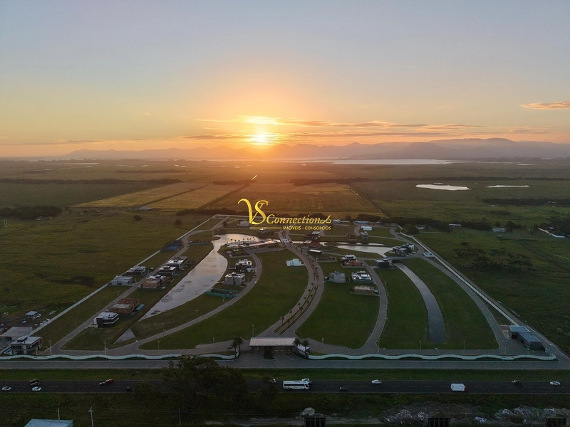 Luxo, tecnologia e vista permanente para o lago.: 53ª foto da galeria de imagens do imóvel
